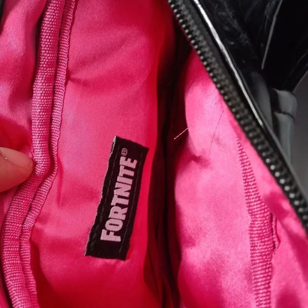 Fortnite Cuddle Team Leader Jumbo Bow Backpack - Picture 7 of 8